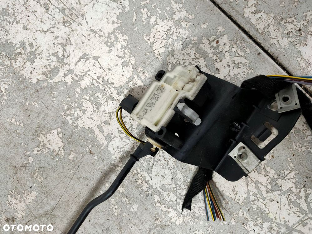 silniczek zamek wlewu paliwa bmw 3 (e90) 98588003 - 2