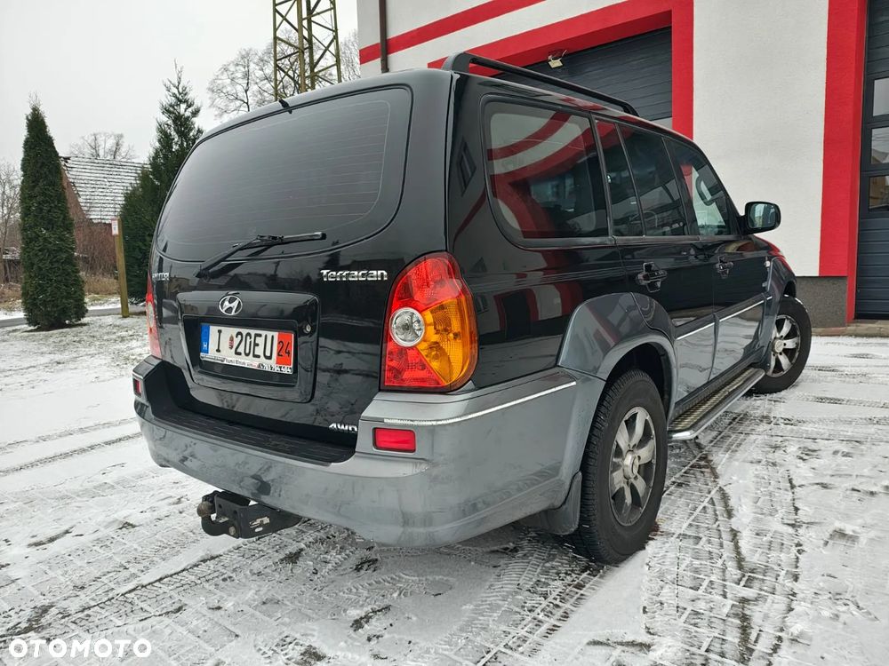 Hyundai Terracan - 25