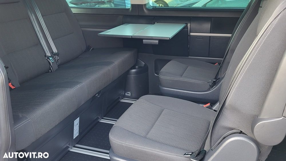 Volkswagen Multivan - 8