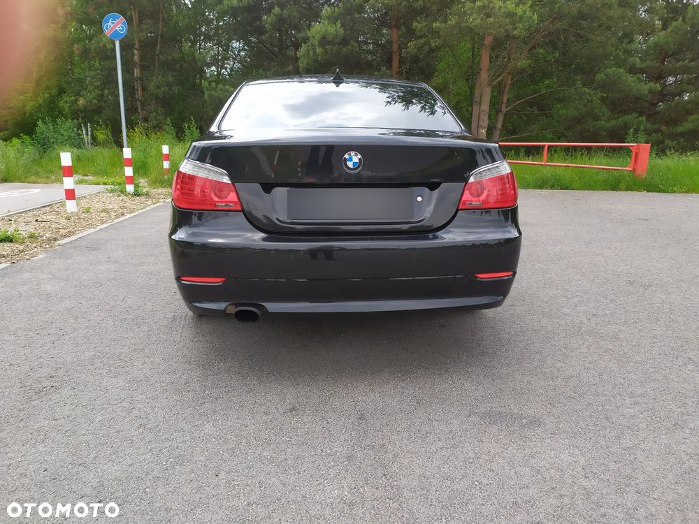 BMW Seria 5 520i - 9