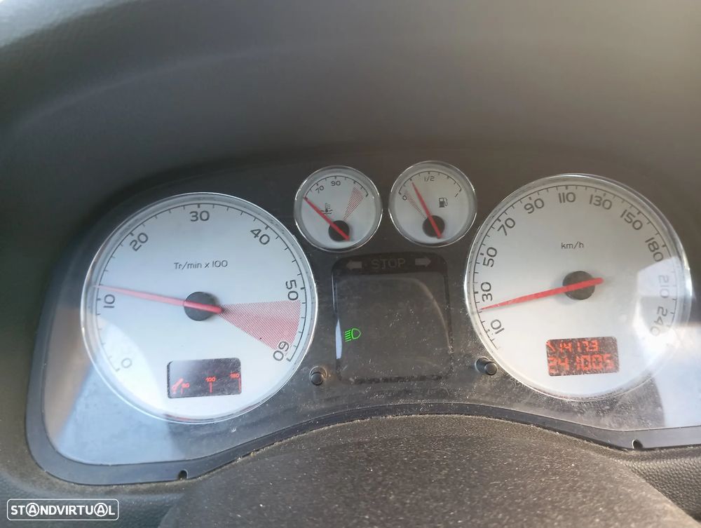 Peugeot 307 1.6 HDi Executive - 7