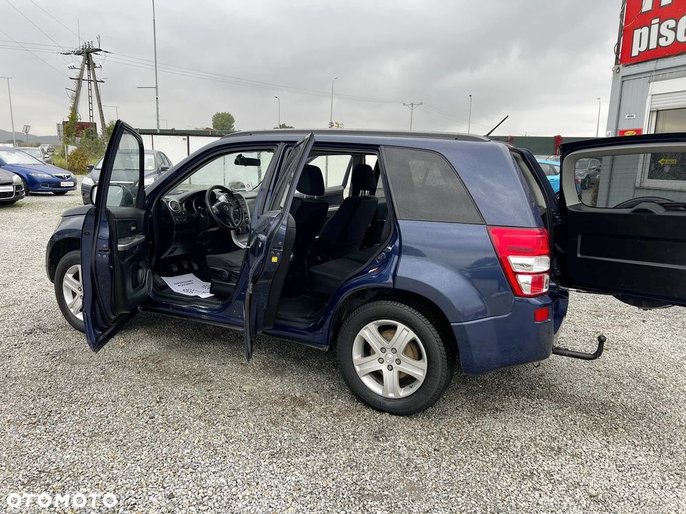 Suzuki Grand Vitara 2.0 - 15