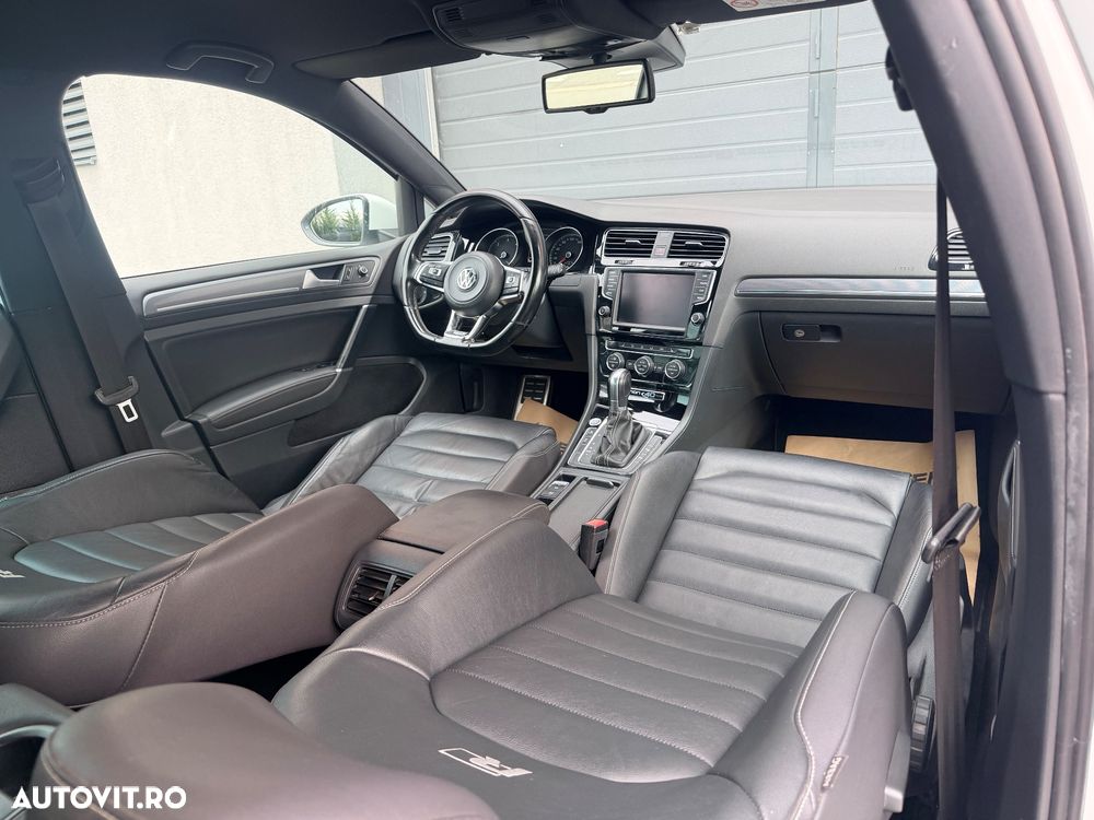 Volkswagen Golf 2.0 TDI DSG Sound - 14