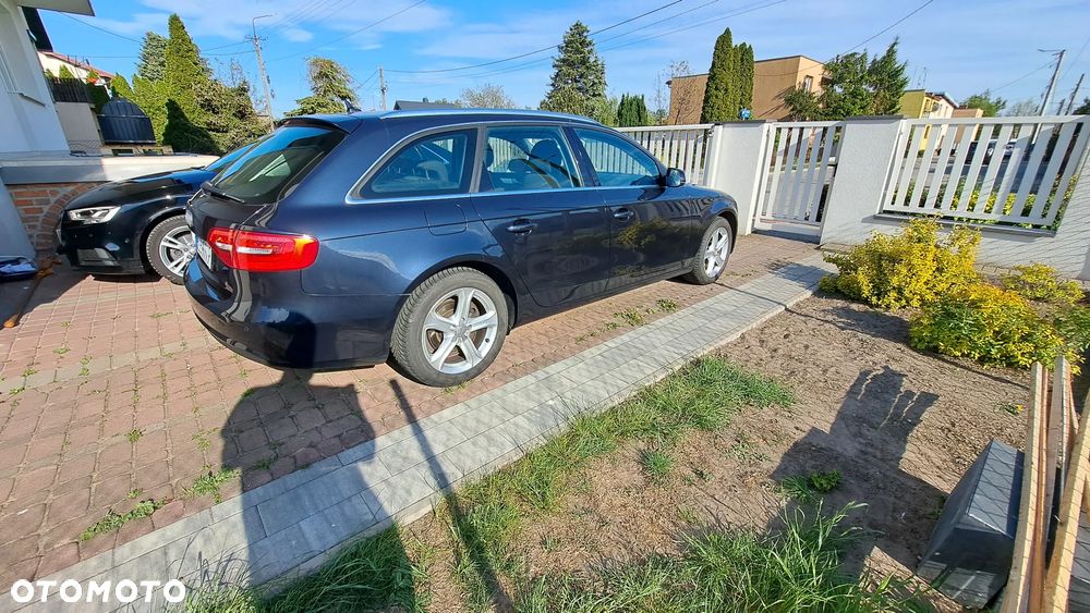 Audi A4 Avant - 11