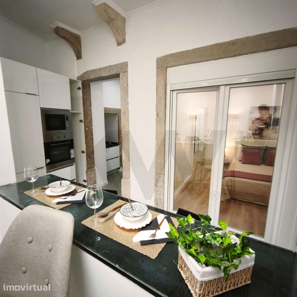 Apartamento T3 Renovado a Estrear: Design Contemporâneo e Luz Natural - Grande imagem: 2/27