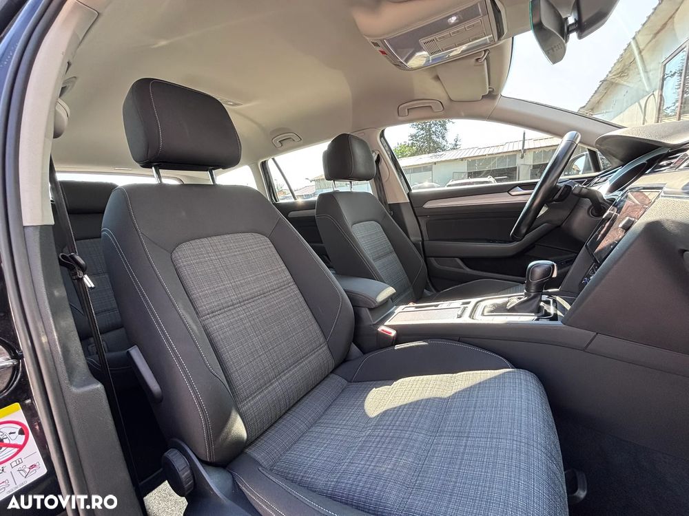 Volkswagen Passat 2.0 TDI SCR DSG Business - 33