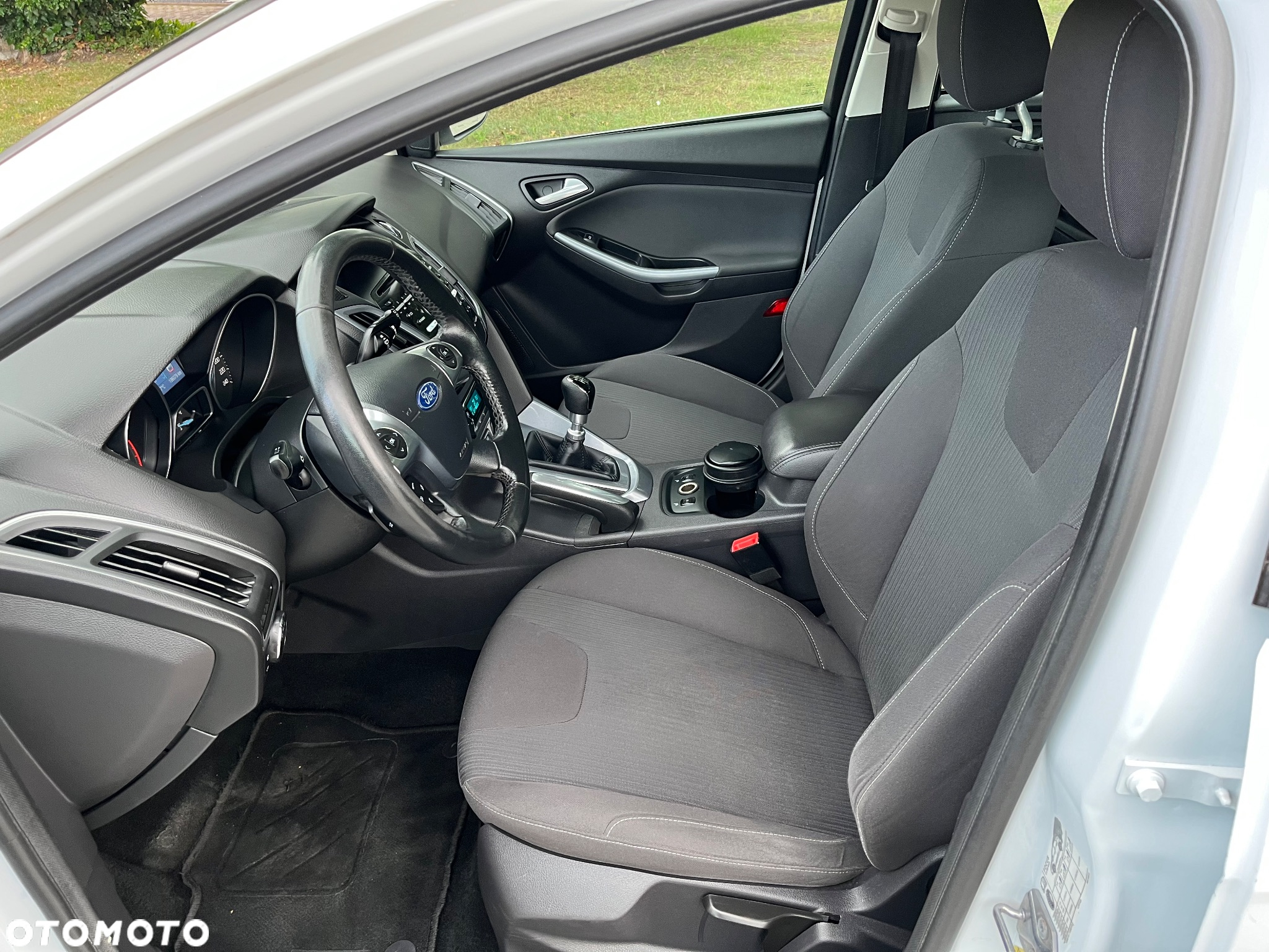 Ford Focus 1.6 TDCi DPF Titanium - 8