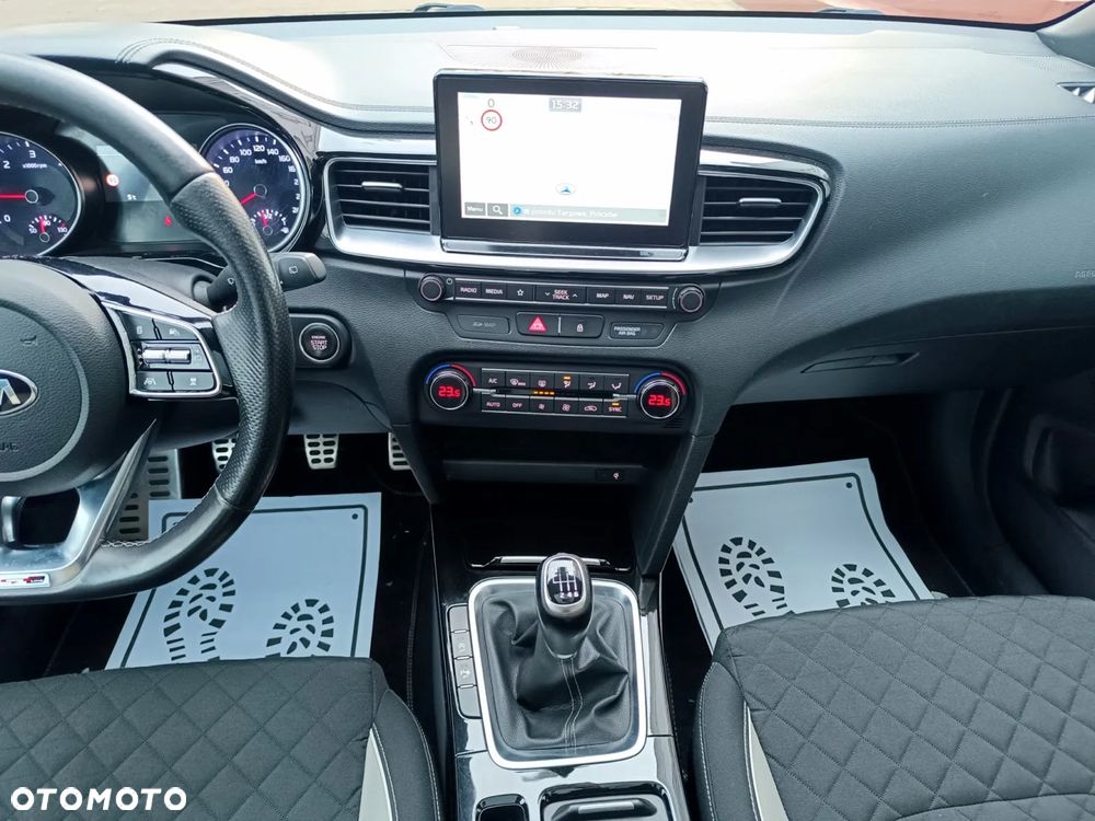 Kia ProCeed 1.6 CRDi GT Line - 30