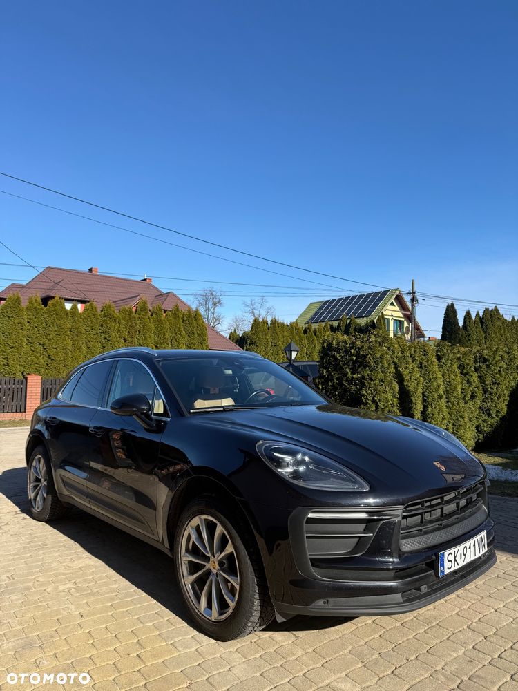 Porsche Macan Standard - 2