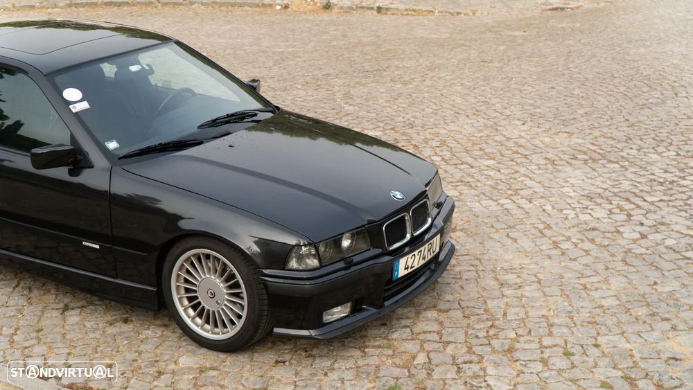 BMW 325 i - 11