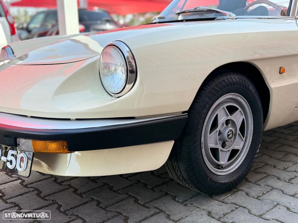 Alfa Romeo Spider - 6