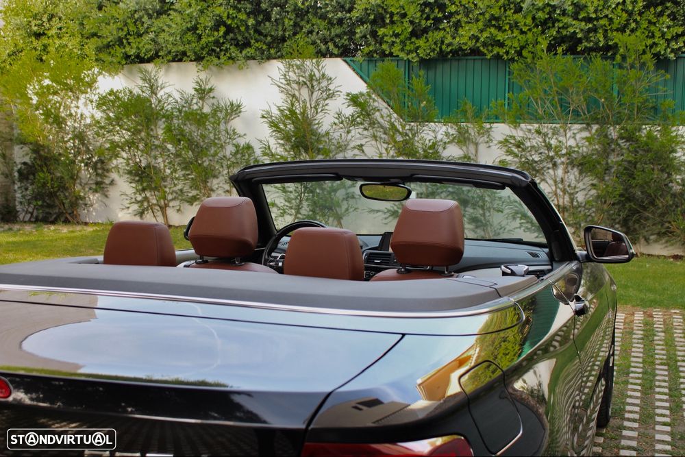 BMW 225 d Cabrio Pack M Auto - 45