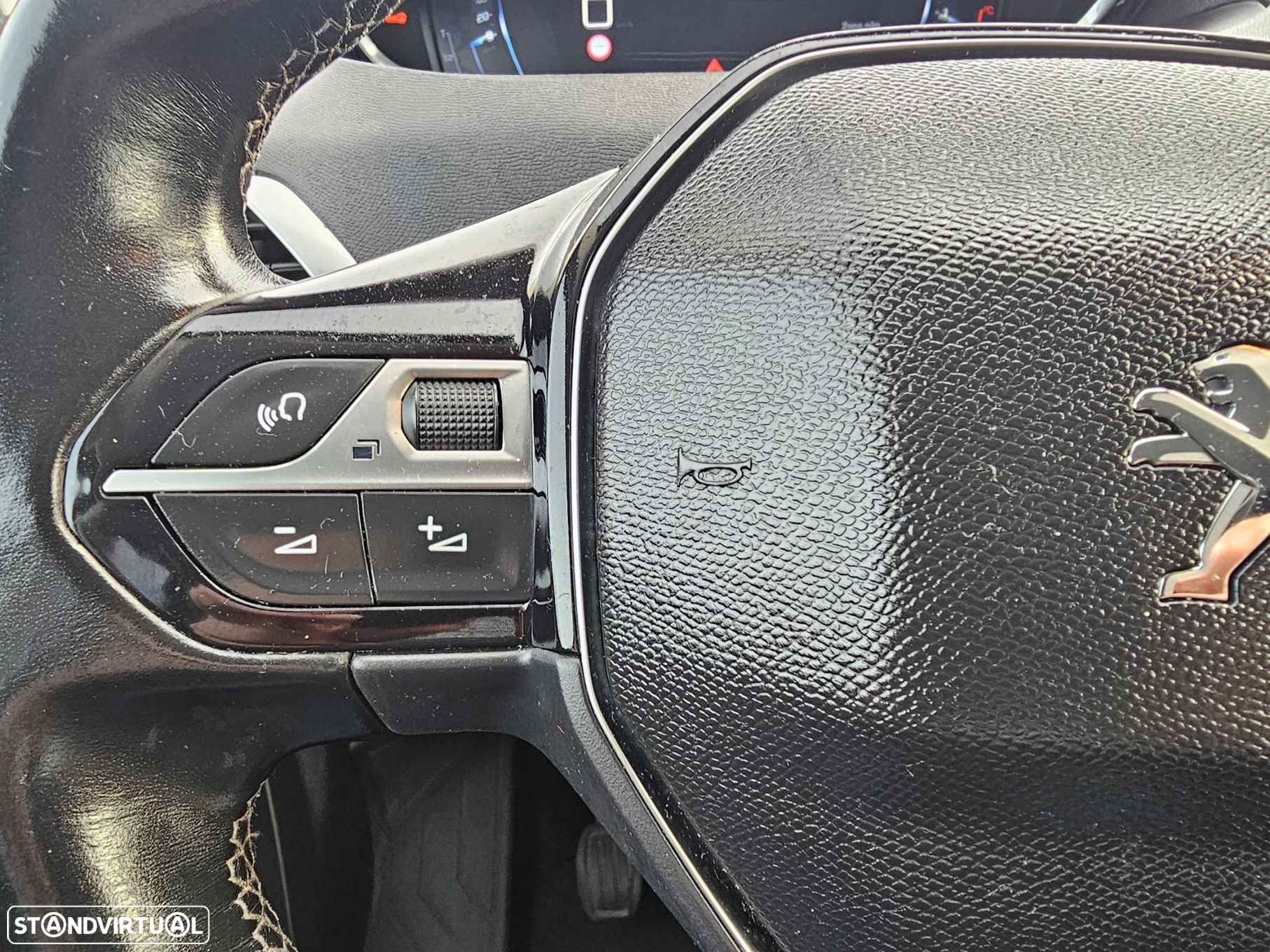 Peugeot 3008 1.5 BlueHDi Active Pack EAT8 - 20