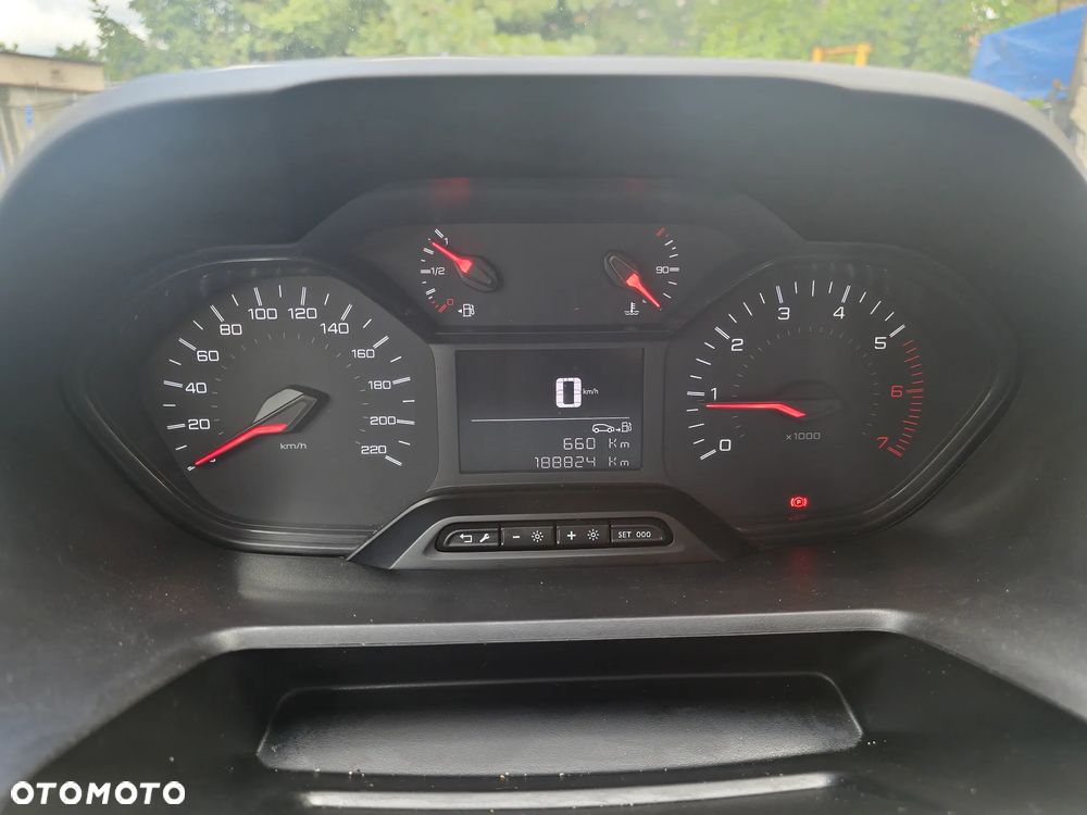 Peugeot Partner - 15
