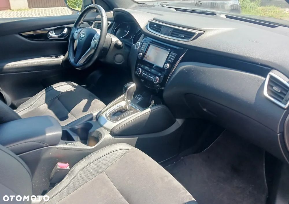 Nissan Qashqai 1.6 DCi Xtronic ACENTA - 10