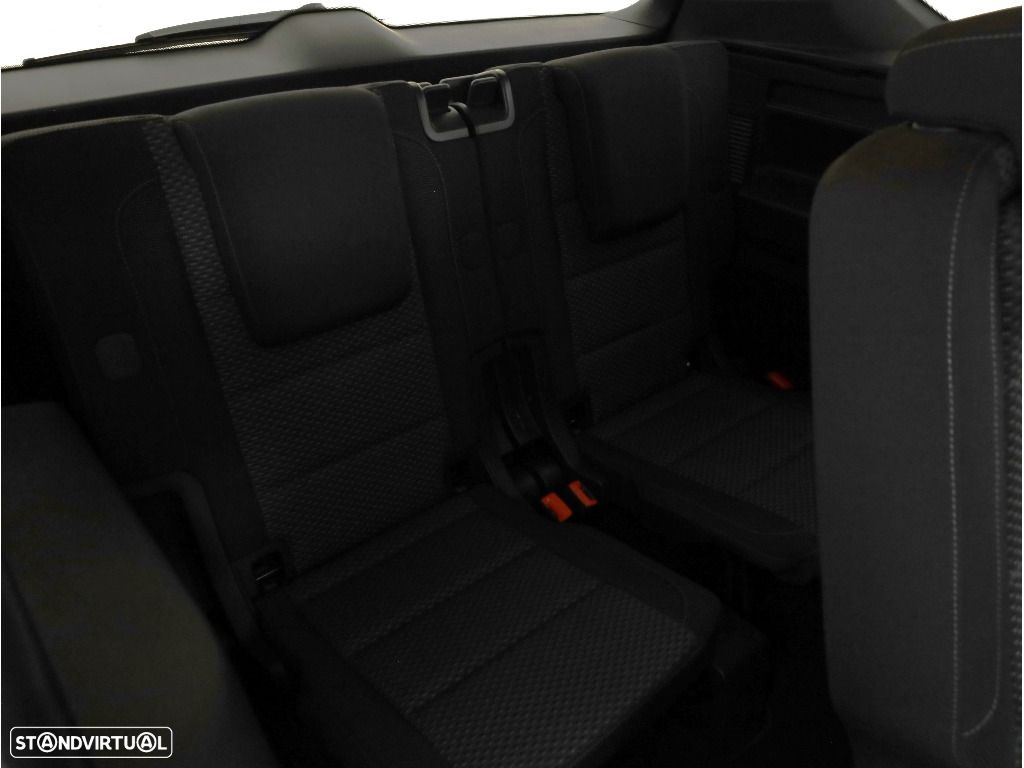 VW Touran 1.6 TDI Confortline - 19