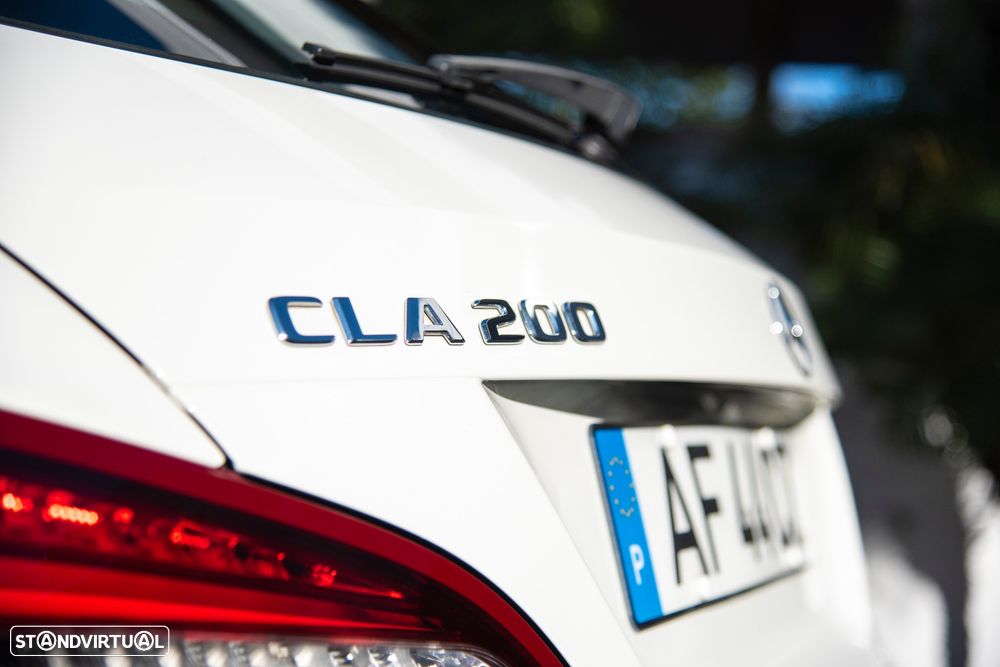 Mercedes-Benz CLA 200 7G-DCT - 10