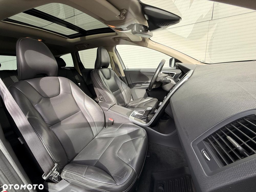 Volvo XC 60 - 11
