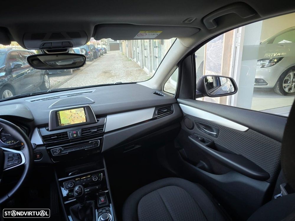 BMW 216 Active Tourer d - 17