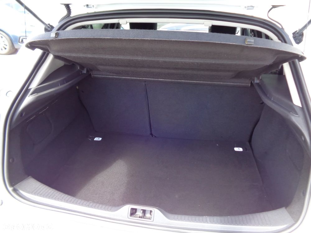 Renault Megane 1.6 16V 110 LIMITED - 14