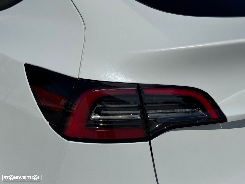 Tesla Model Y Long Range Tração Traseira - 56