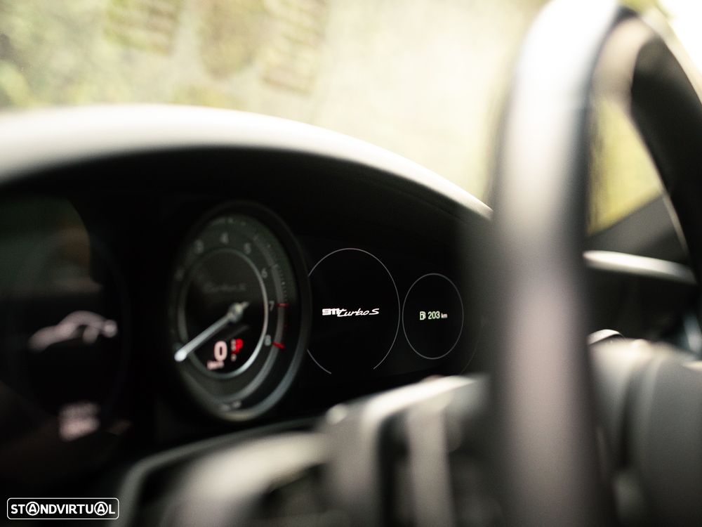 Porsche 911 (992) Turbo S - 30