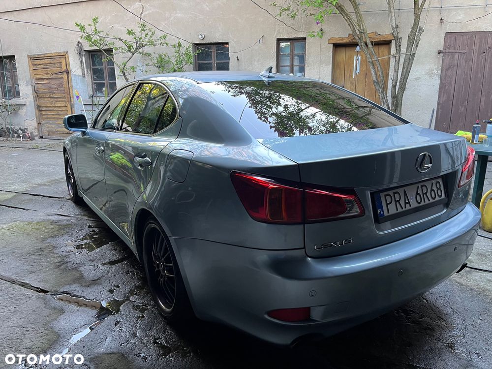Lexus IS 250 Luxury Line - 3