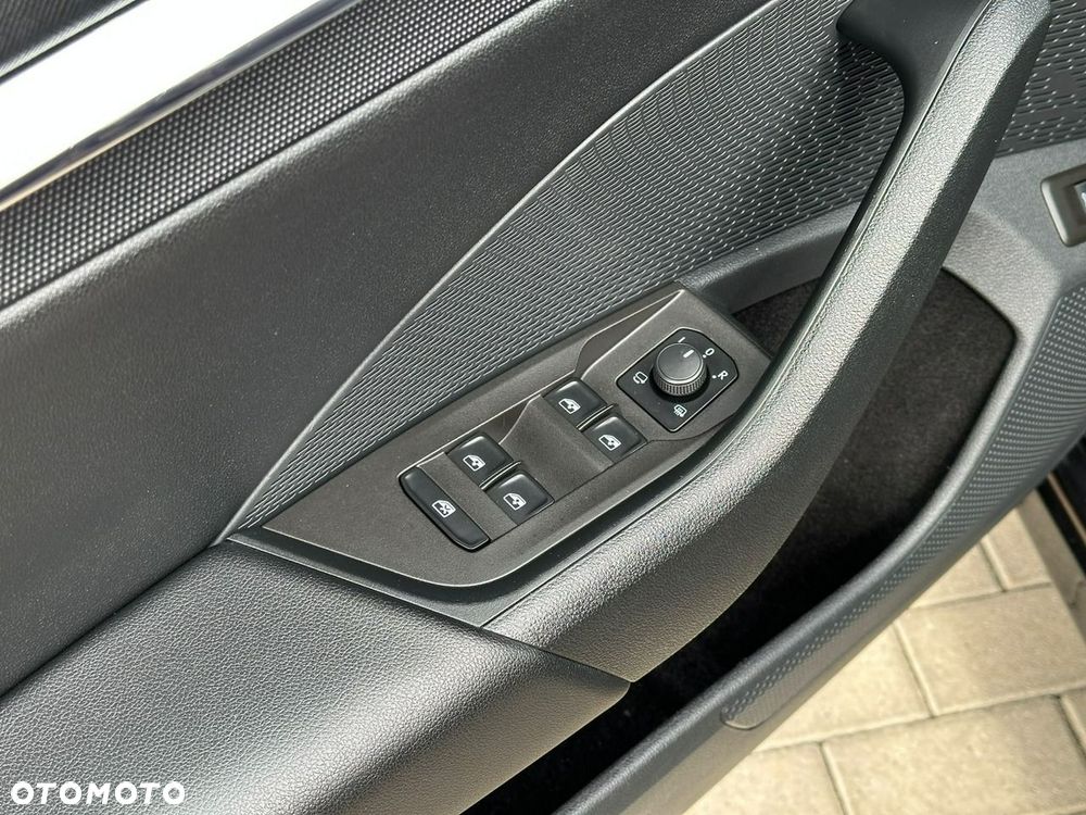 Skoda Octavia 2.0 TDI Style DSG - 30