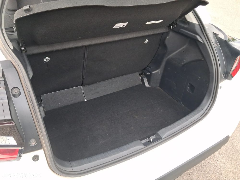 Toyota Yaris 1.5 Comfort - 17