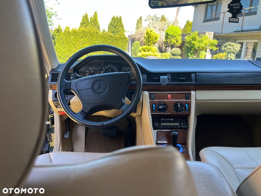 Mercedes-Benz W124 (1984-1993) - 18
