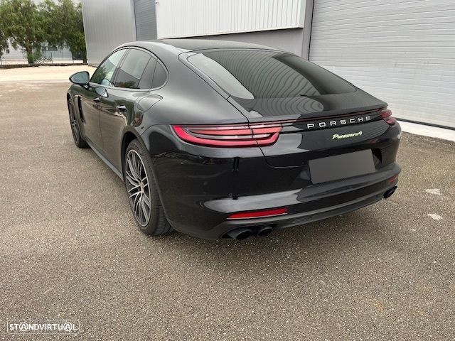 Porsche Panamera 4 E-Hybrid - 5