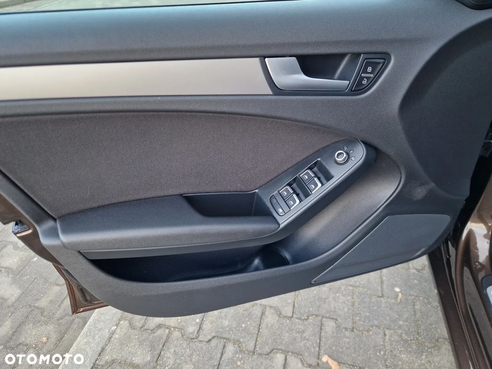 Audi A4 Avant 2.0 TDI Multitronic - 34