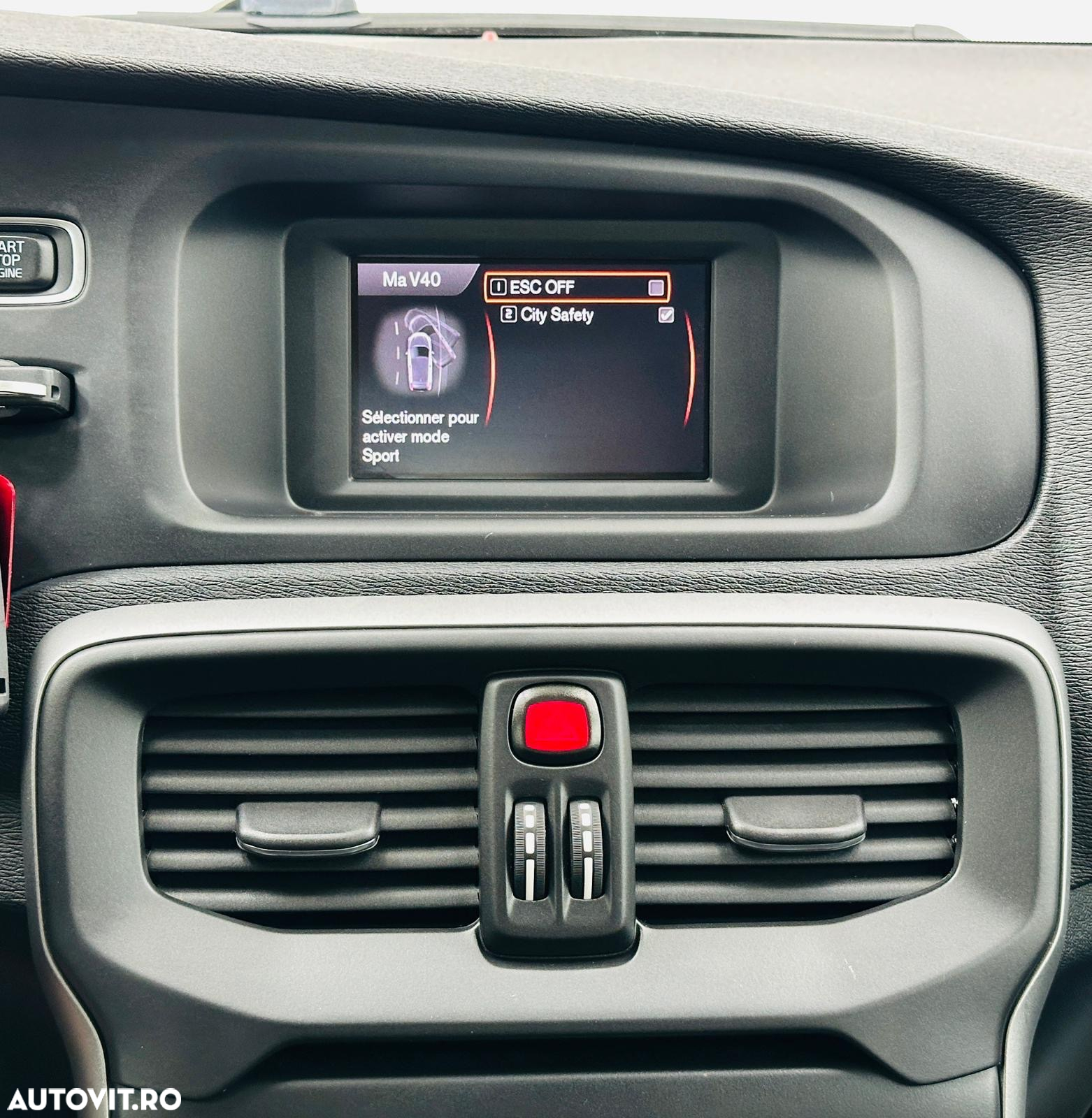 Volvo V40 - 26