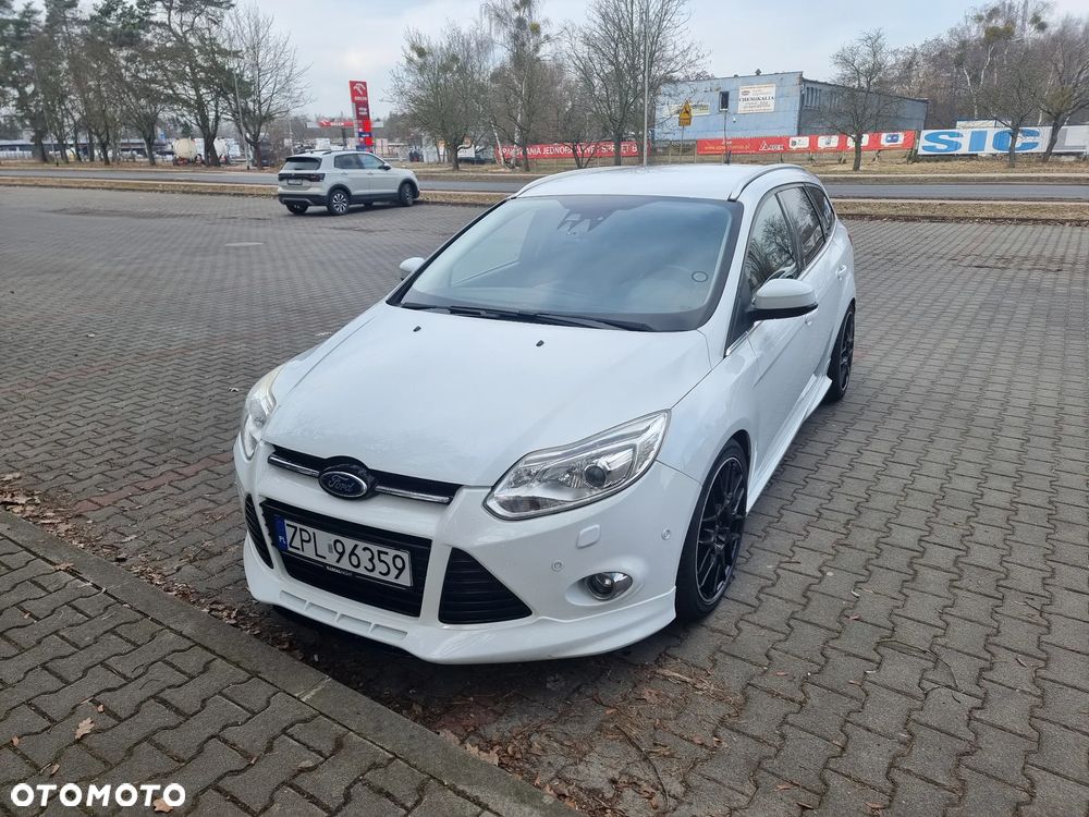 Ford Focus 1.6 EcoBoost Start-Stopp-System Champions Edition - 2