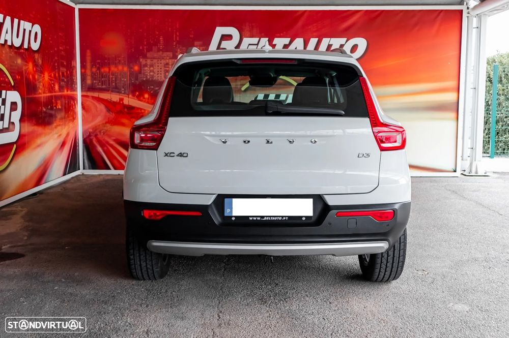 Volvo XC 40 2.0 D3 Momentum Plus Geartronic - 6