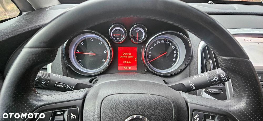 Opel Astra 2.0 CDTI Cosmo - 21