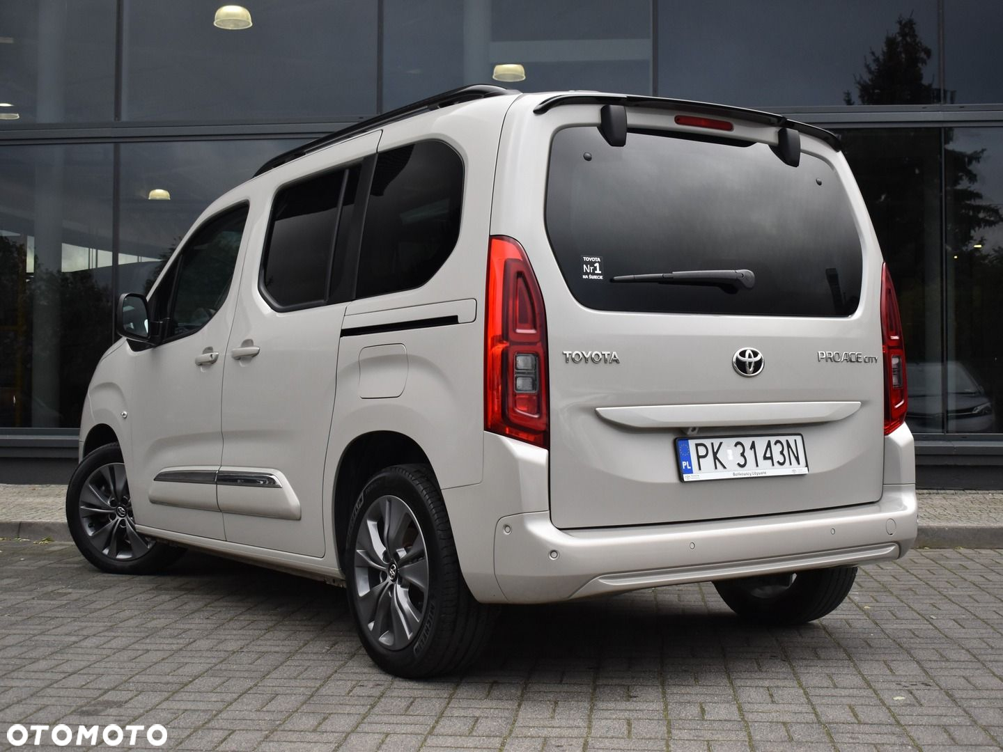 Toyota Proace City Verso 1.2 D-4T Family - 3