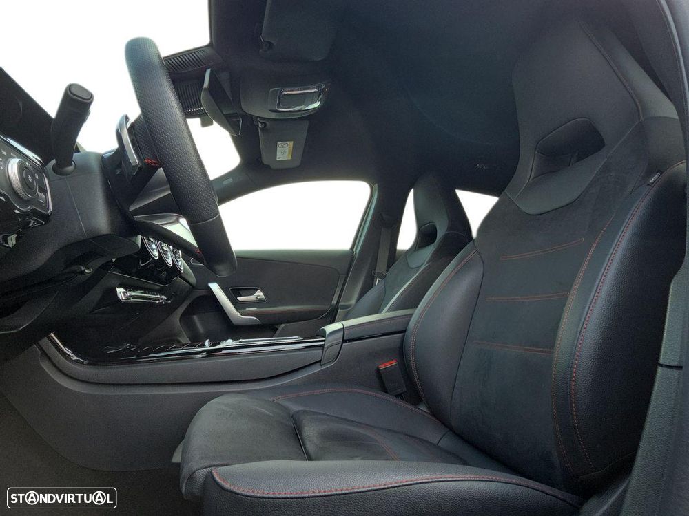 Mercedes-Benz A 250 e 8G-DCT AMG Line Advanced Plus - 12