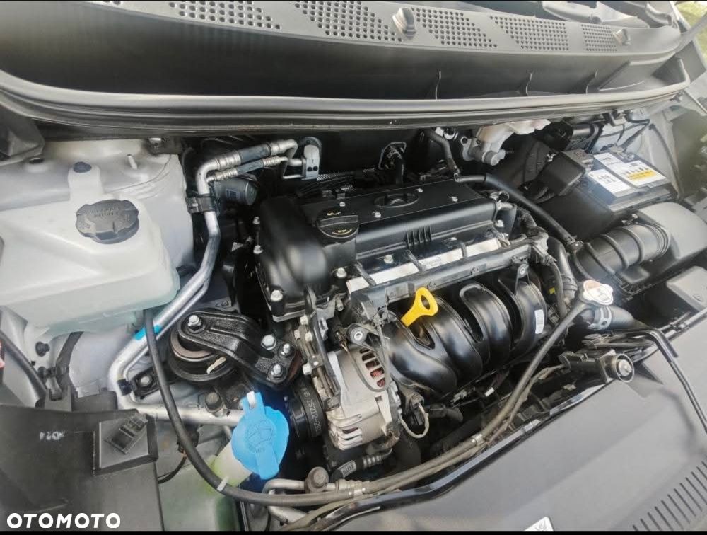 Hyundai ix20 1.4 BlueDrive Comfort - 10