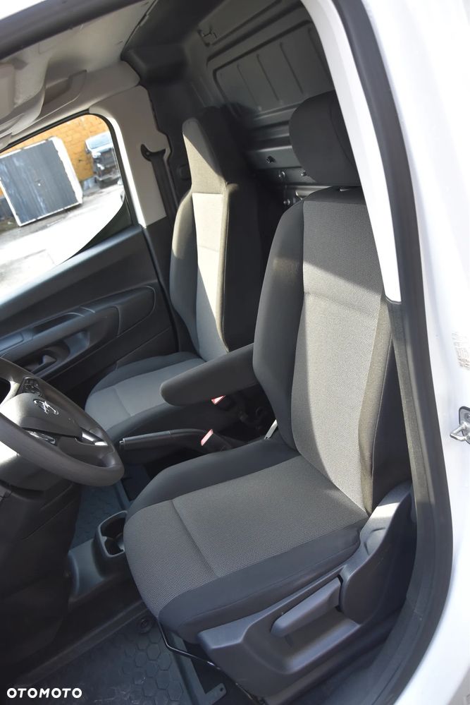 Opel Combo - 17