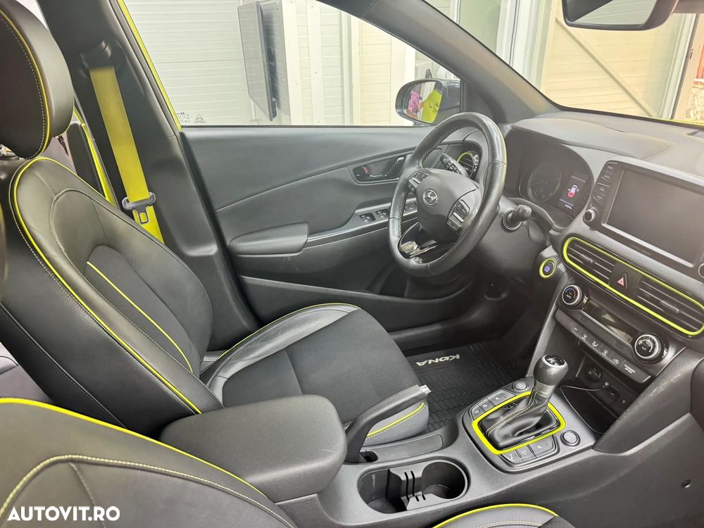 Hyundai KONA 1.6 T-GDI 4WD Aut. Luxury + - 29
