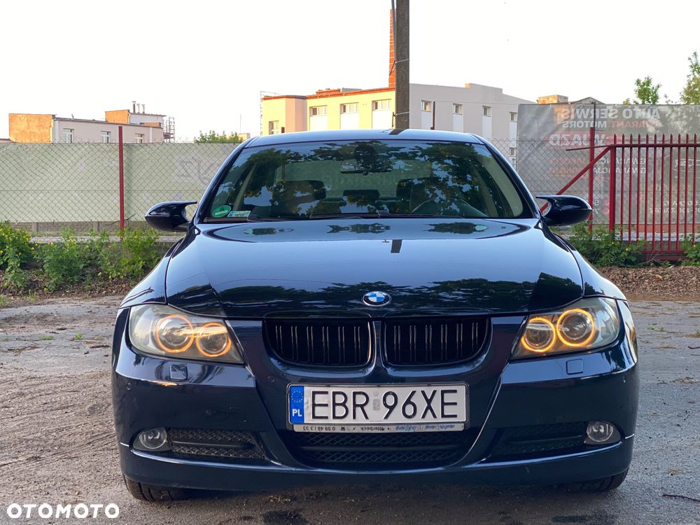 BMW Seria 3 320d - 15