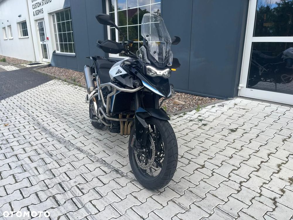 Triumph Tiger - 4