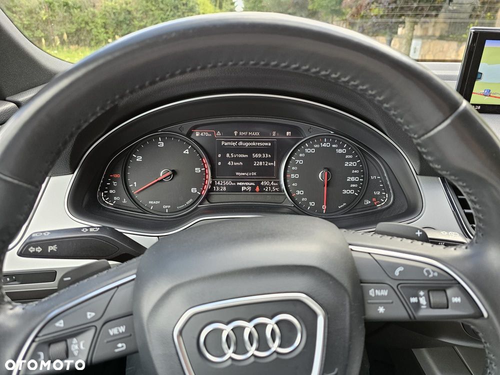 Audi Q7 - 11