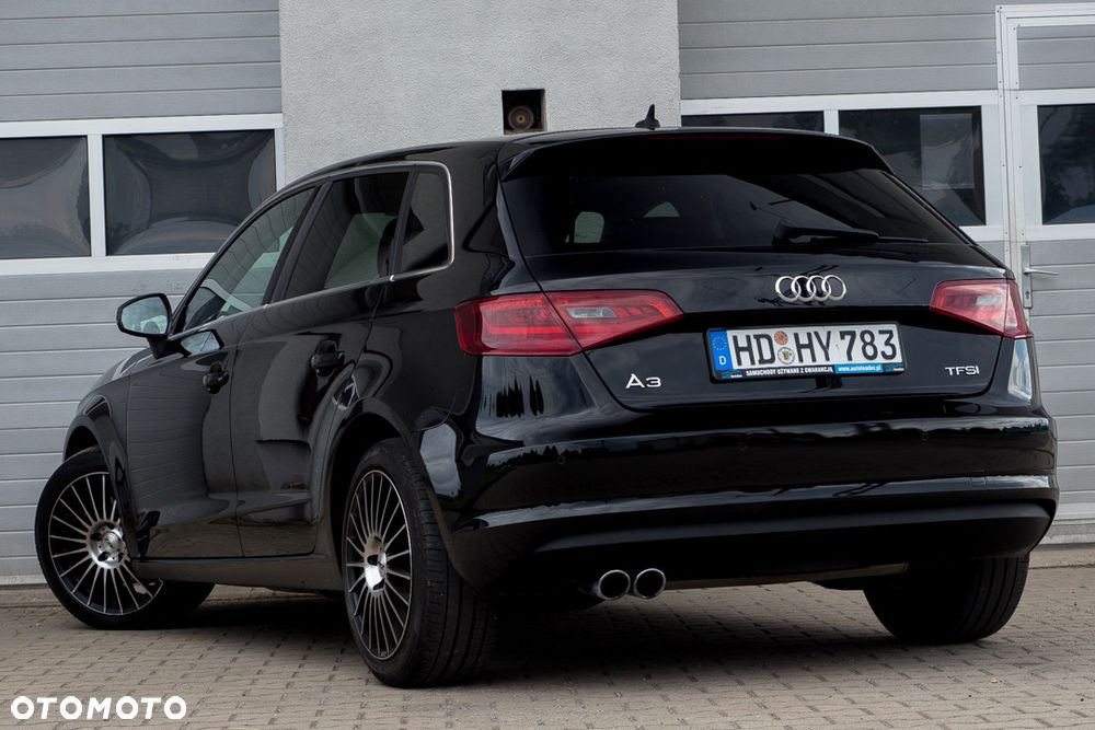 Audi A3 Sportback 1.4 TFSI Ambiente - 9