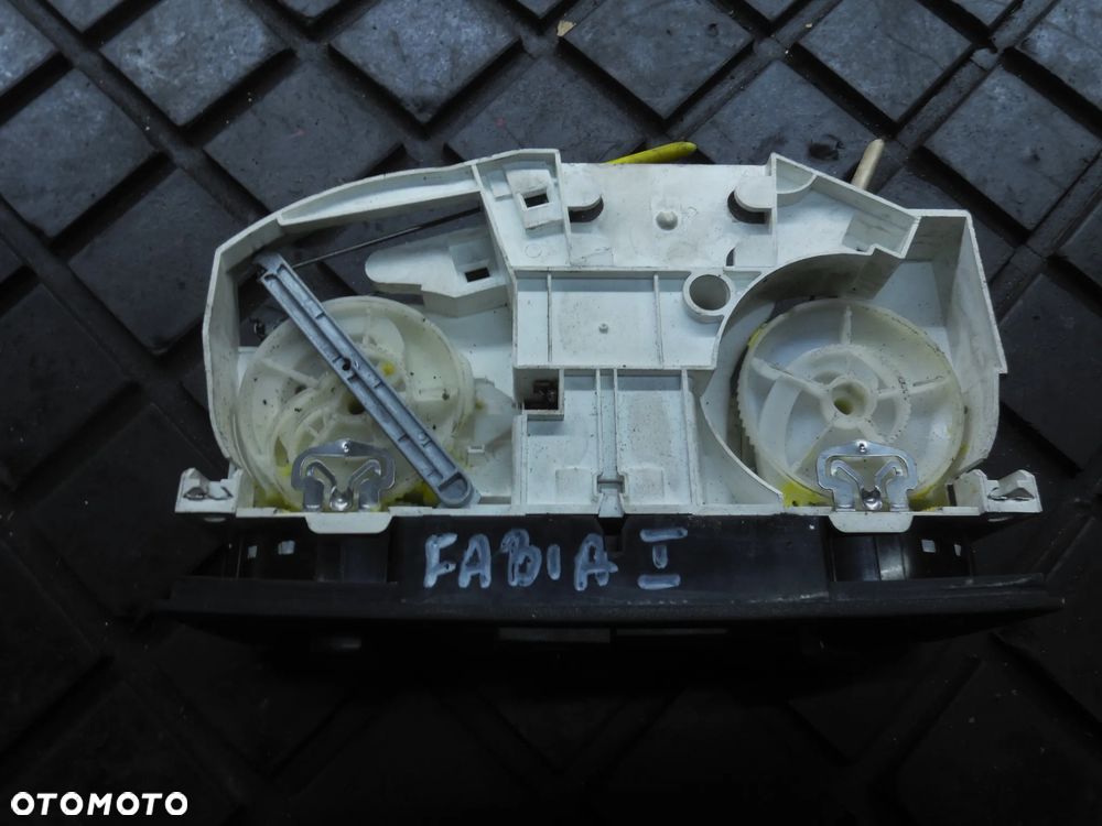 SKODA FABIA I PANEL STEROWANIA KLIMATYZACJI NAWIEWU - 2