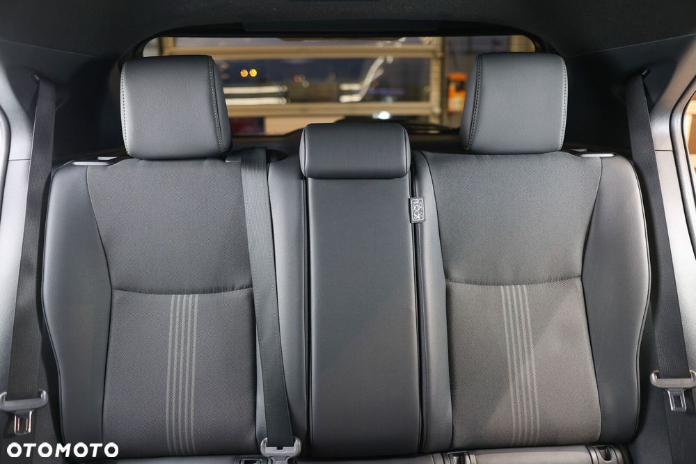 Toyota Yaris Cross - 15