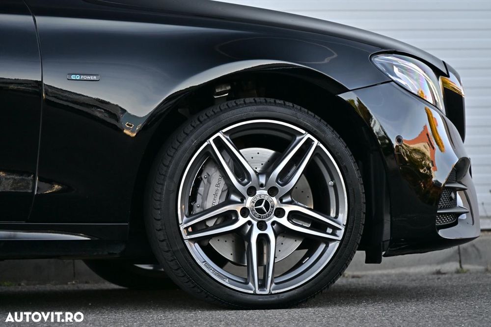 Mercedes-Benz E - 11