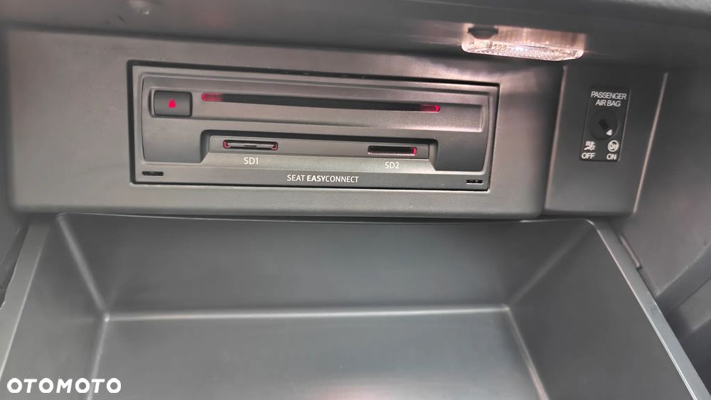 Seat Leon 2.0 TDI DPF Start&Stop DSG Style - 32