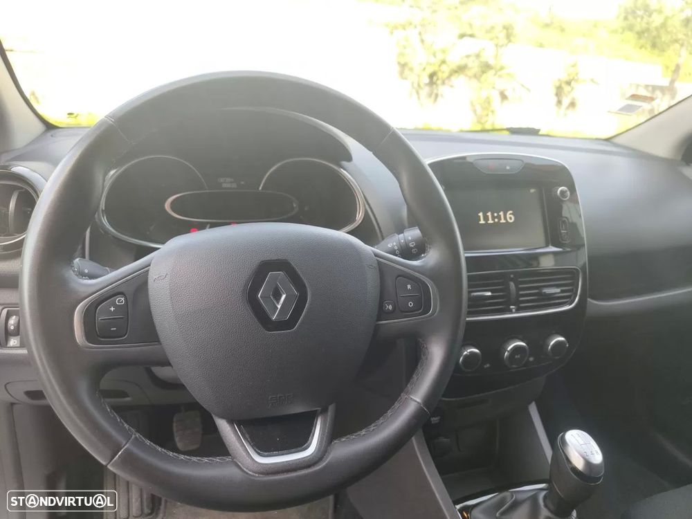Renault Clio Sport Tourer 1.5 dCi Limited - 6